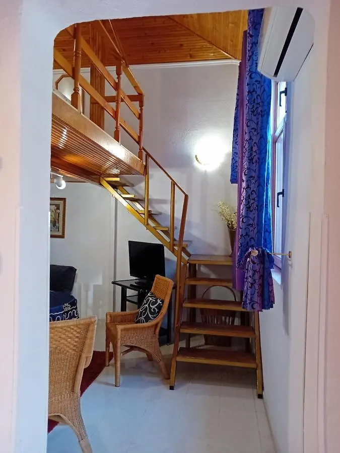 Апартамент Стела Sofia Apartment