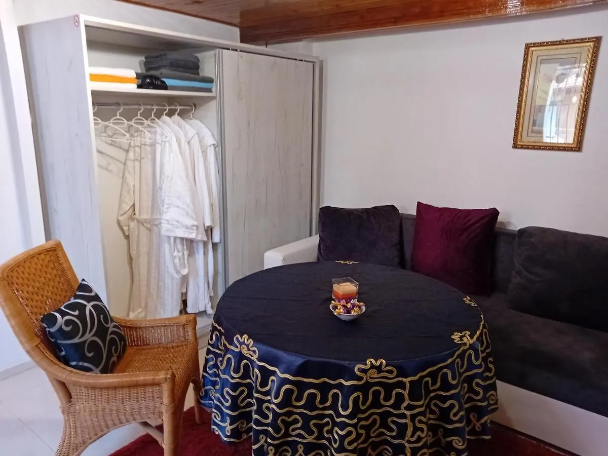 Апартамент Стела Sofia Apartment